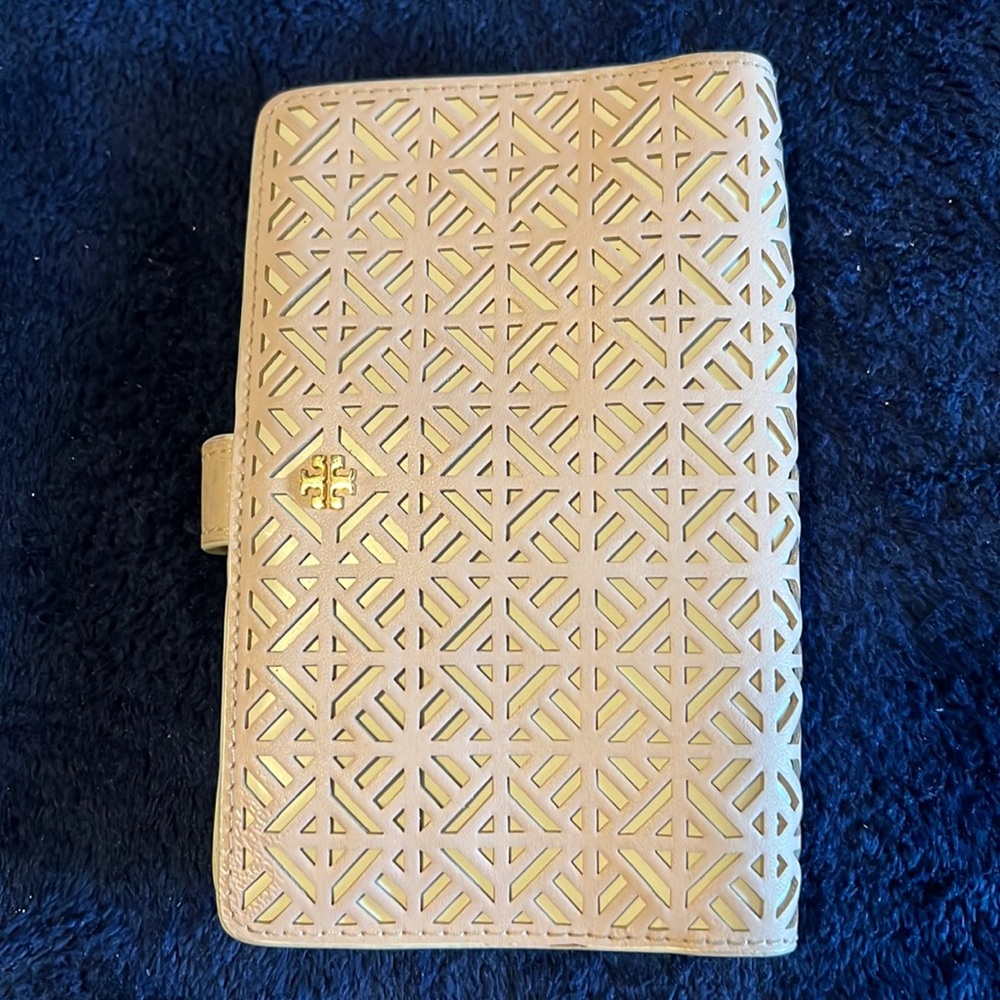 Gently used Tory Burch wallet